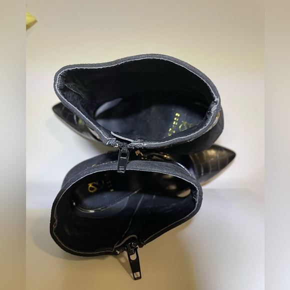 NWOT RIMI Scene Size 8 Black Platform Stiletto Pleaser Boots with Golden Details - Picture 5 of 8